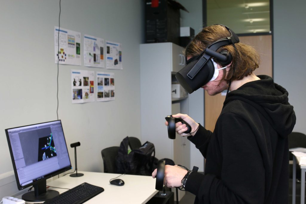 Mein BOGY- Praktikum an der Uni Konstanz Test mit einer VR- Brille